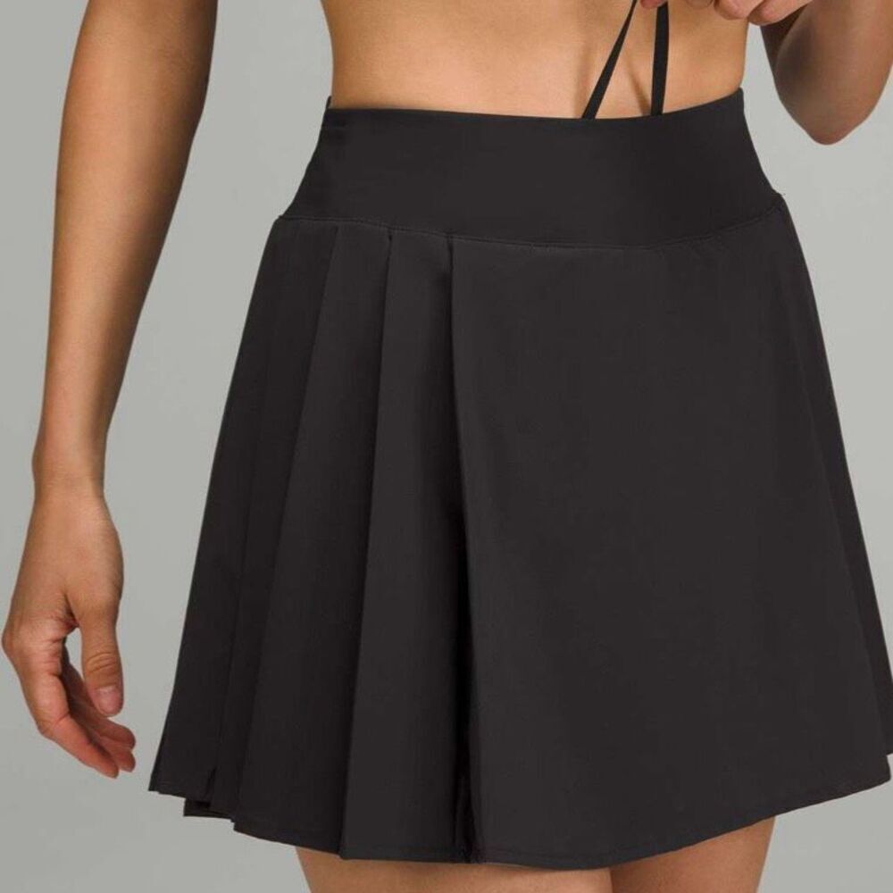Lululemon Side-Pleat High-Rise Tennis Skirt Black Size 6 Skort - Picture 3 of 7